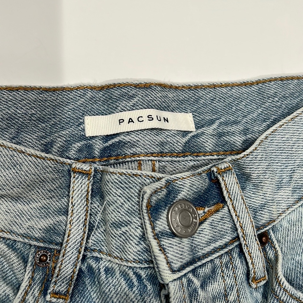 Brand  Pacsun  Size 22
